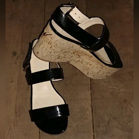 Giuseppe Zanotti platform sandals - Picture 9 of 10